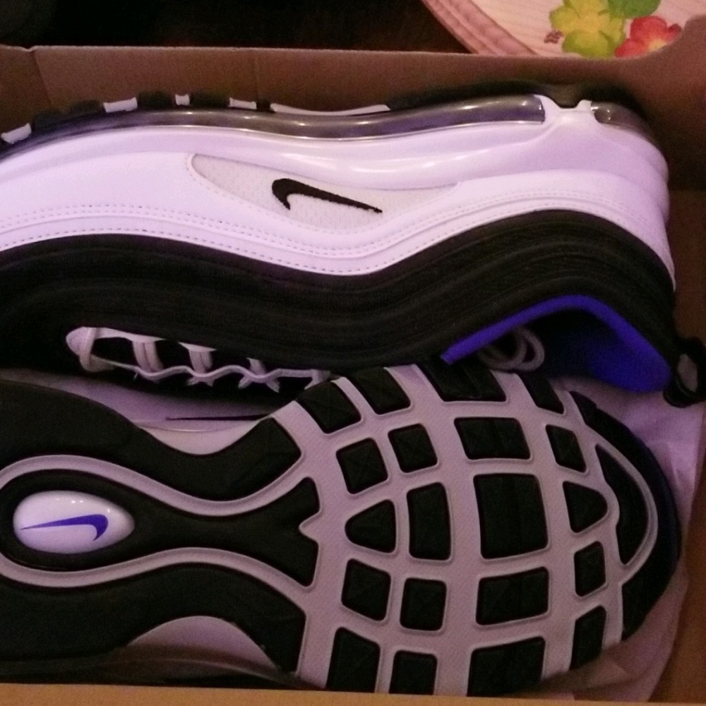 Nike Air Max '97 Ultra 17